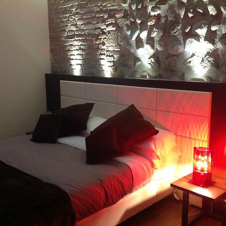 Arena Luxury Rooms เวโรนา ภายนอก รูปภาพ